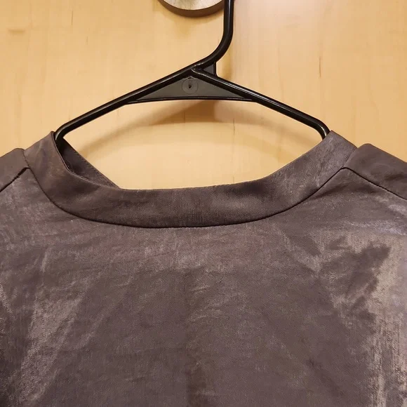 Ruffle sleeve party top - Picture 4 of 6